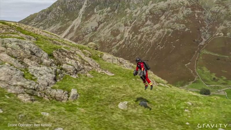 Britská horská služba testuje futuristický jetpack